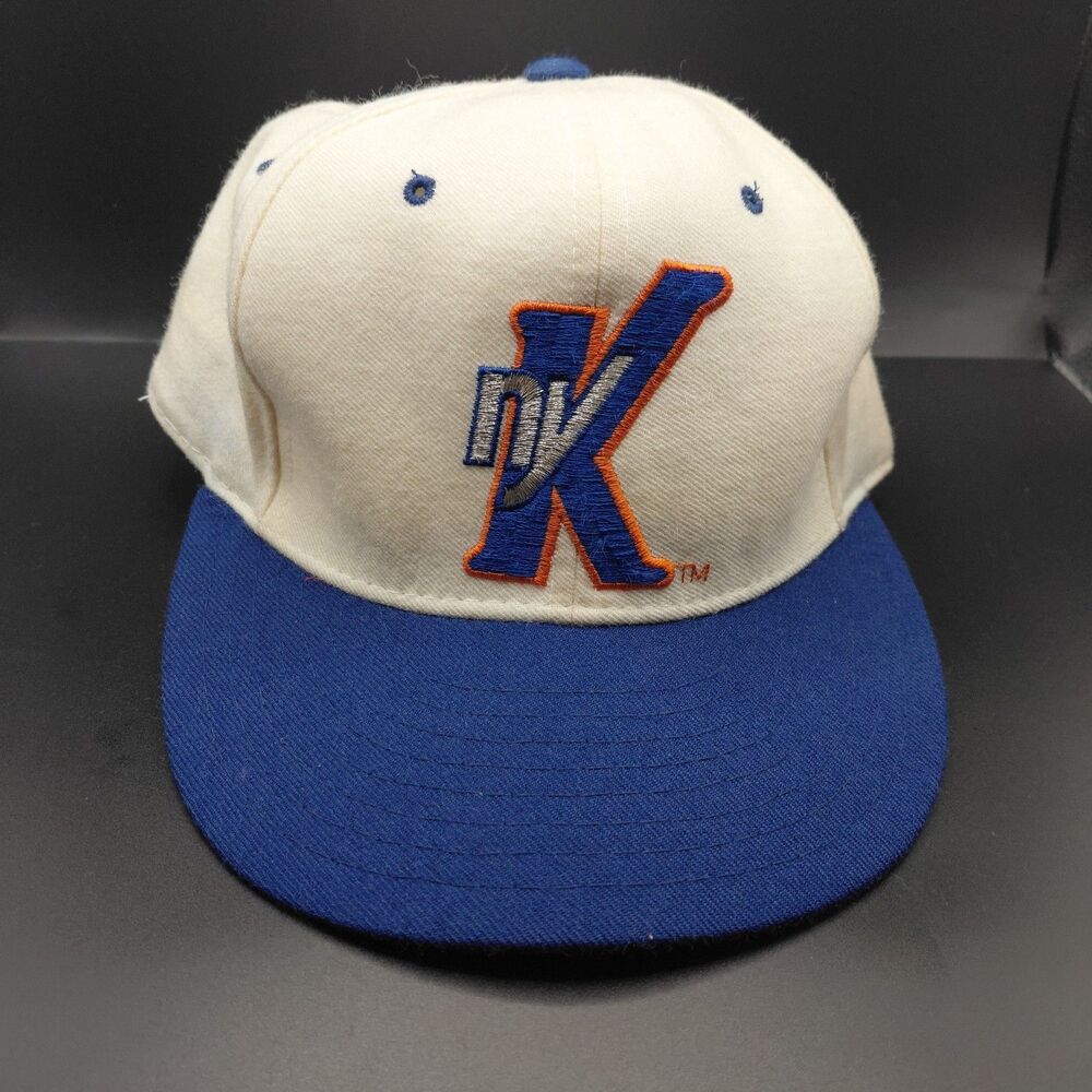 NBA New York Knicks Hat by New Era 5950 Pro Model 90s Fitted 7 1/4 Wool Vintage